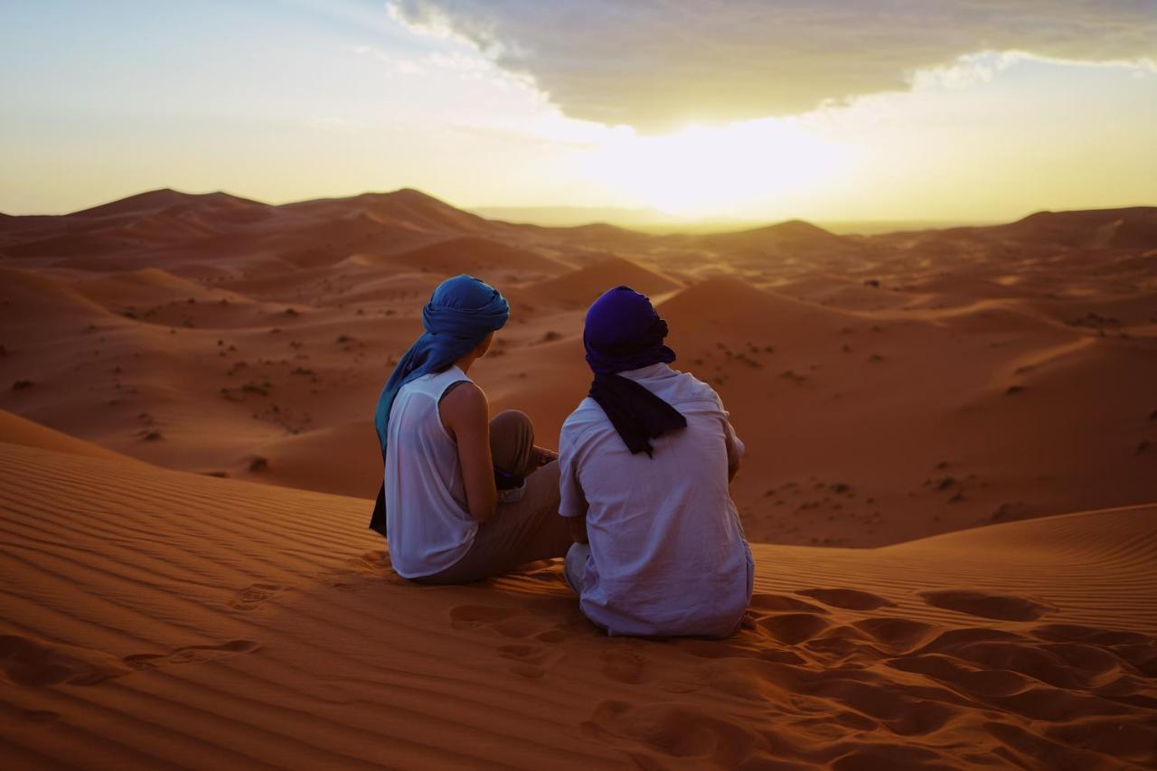 Hotel Merzouga Traditional Tents With Heating Exterior foto